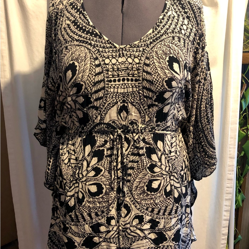 Angie Top, Black and‎ Cream Women's Flowy Top